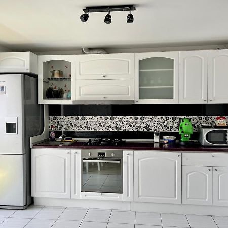 Panoramic M&M Apartment Сучава Экстерьер фото